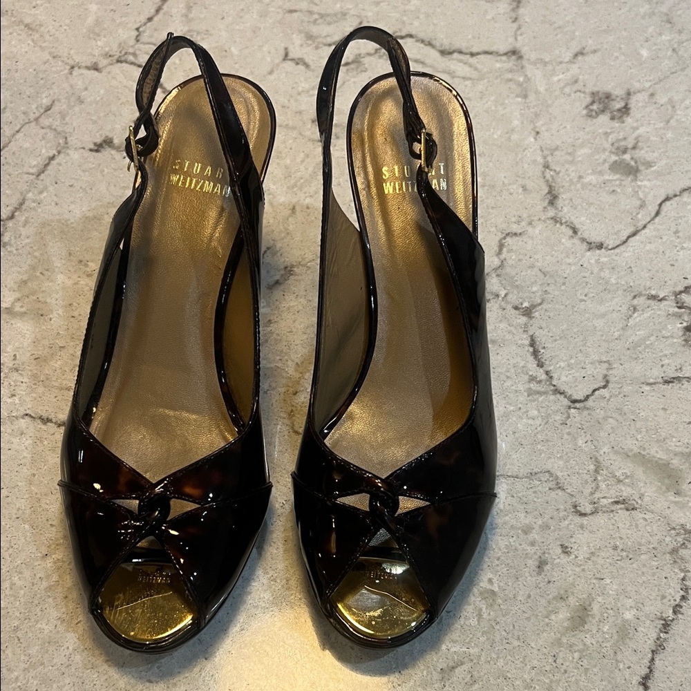 Stuart Weitzman Tortoise Shall and Gold Patent Slingback Heels Size 8